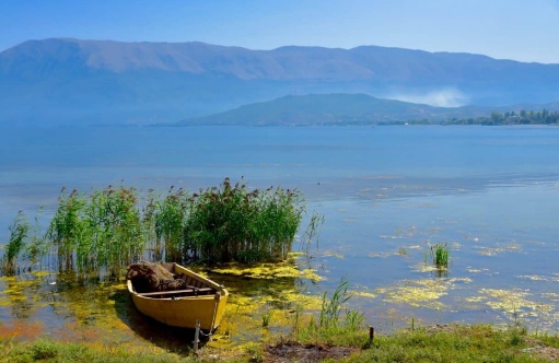Une image contenant plein air, eau, paysage, ciel

Description générée automatiquement
