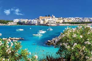 https://images.salaun-holidays.com/(Vignette)-vignette-Italie-otrante-pouilles-mer-24-as_87586758.jpg